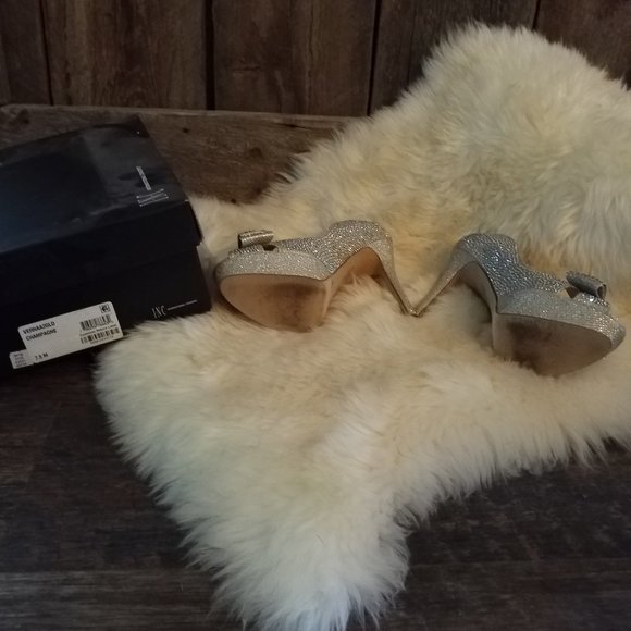 INC Rhinestone Bow Platform Dress Shoe - Picture 2 of 8